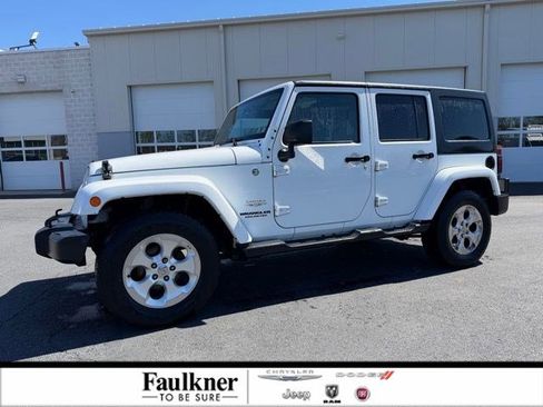 Used 2015 Jeep Wrangler Unlimited Sahara w/ Connectivity Group image 1