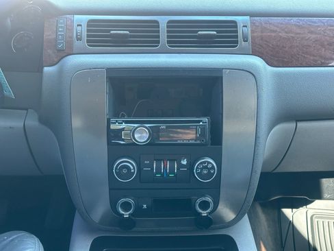 Used 2007 GMC Yukon XL SLE image 19