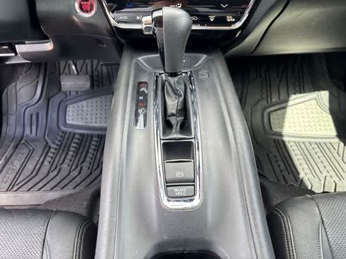Used 2021 Honda HR-V EX-L image 18