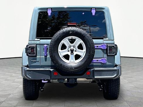 Used 2024 Jeep Wrangler Unlimited Sahara w/ Technology Group AWD/4WD image 6