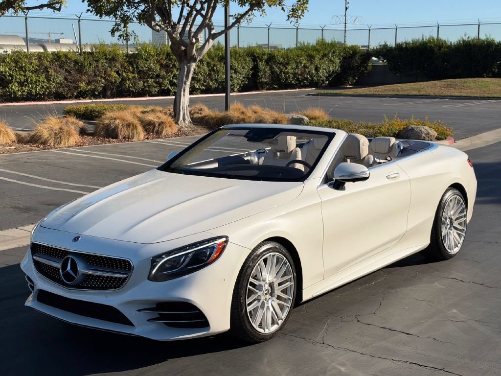 Used 2018 Mercedes-Benz S 560 Cabriolet image 3