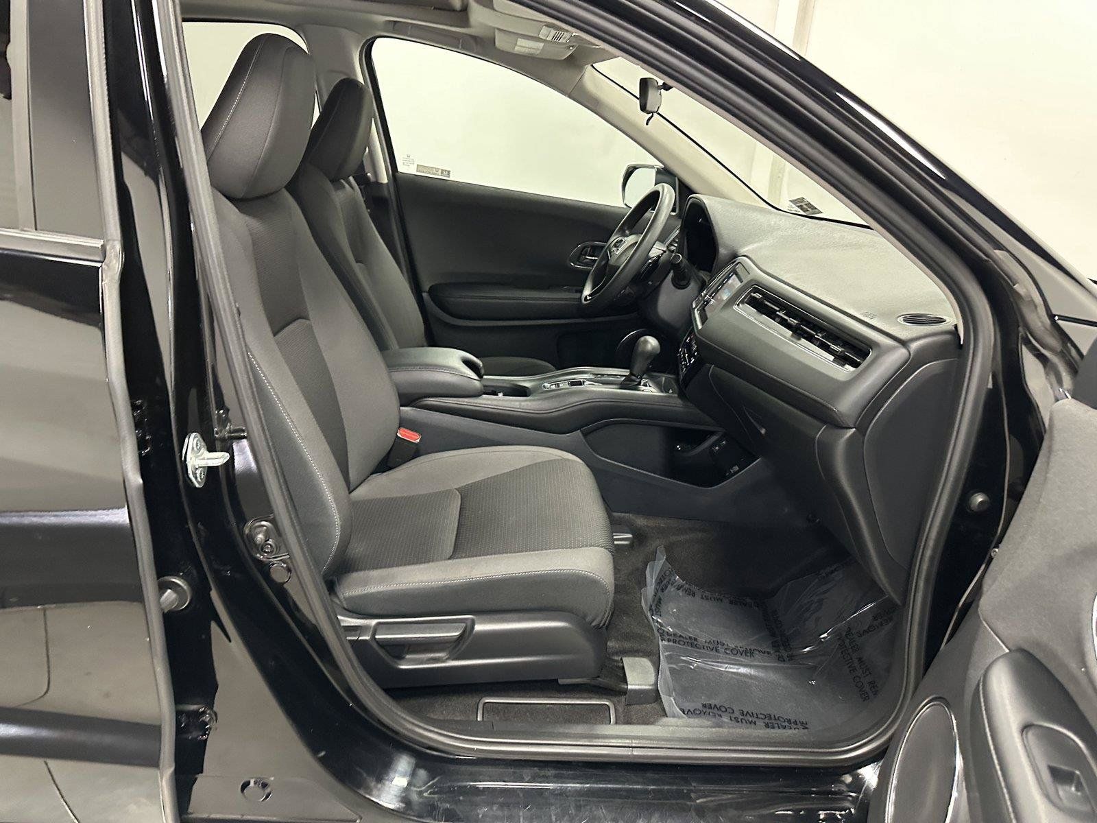 Used 2022 Honda HR-V EX image 38