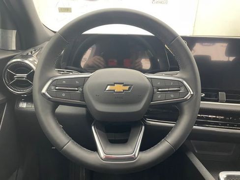 New 2026 Chevrolet Equinox LT AWD/4WD image 10