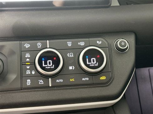 Certified 2024 Land Rover Defender 110 S AWD/4WD image 11