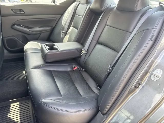 Certified 2023 Nissan Altima 2.5 SV w/ SV Premium Package FWD image 21