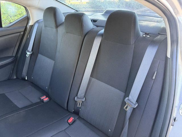 Used 2024 Nissan Sentra SV FWD image 29