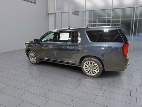 Used 2023 GMC Yukon XL Denali Ultimate w/ LPO, Floor Liner Package image 6
