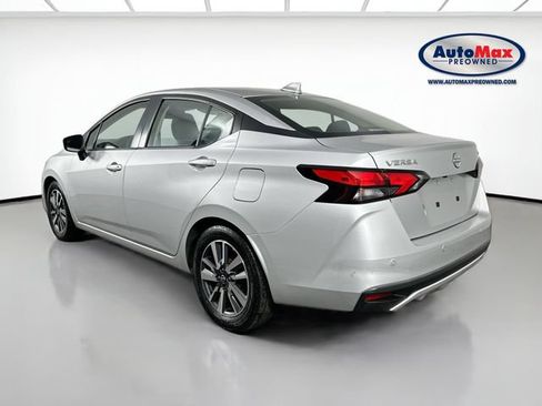 Used 2023 Nissan Versa SV FWD image 6