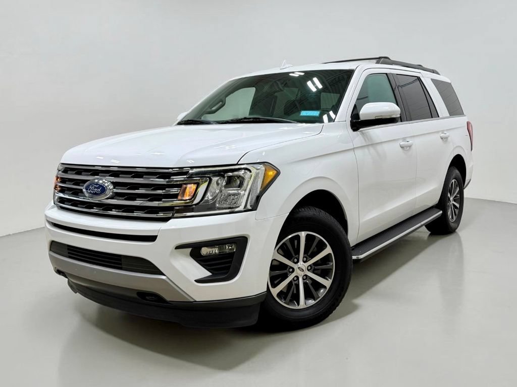 Used 2019 Ford Expedition XLT w/ Equipment Group 202A AWD/4WD image 2