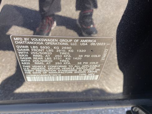 Used 2024 Volkswagen Atlas SE AWD/4WD image 29