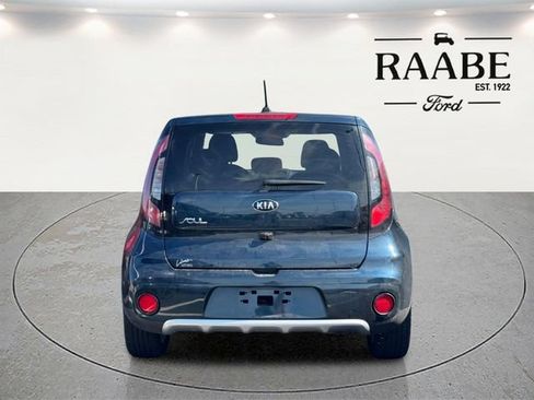 Used 2017 Kia Soul + FWD image 17