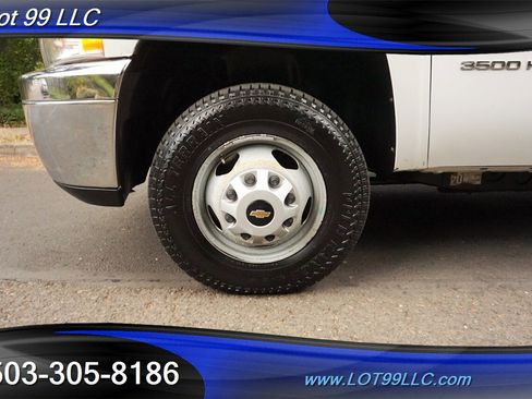 Used 2013 Chevrolet Silverado 3500 W/T w/ Snow Plow Prep Package image 4