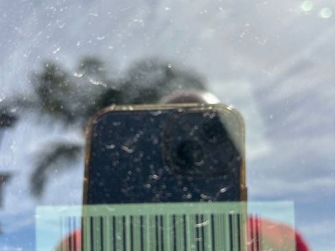 Used 2025 Chevrolet Trax LT w/ LT Convenience Package FWD image 2