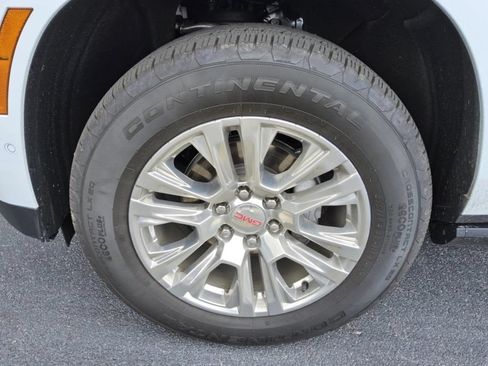 Used 2026 GMC Yukon Denali w/ Sun & Power Step Package RWD image 5