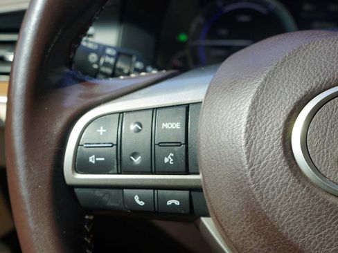 Used 2016 Lexus ES 300h w/ Premium Package w/Wood Trim FWD image 15