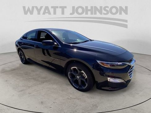 Used 2023 Chevrolet Malibu LT FWD image 12
