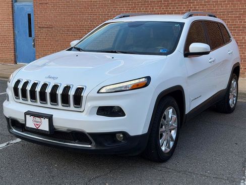 Used 2016 Jeep Cherokee Limited FWD image 4