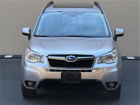 Used 2016 Subaru Forester 2.5i Premium AWD/4WD image 3