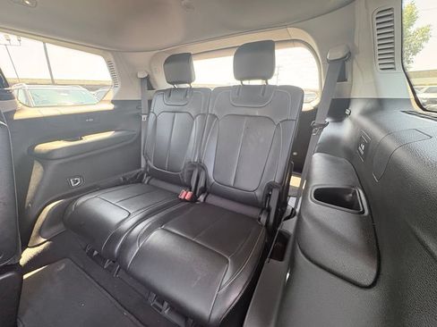 Used 2023 Jeep Grand Cherokee L Limited AWD/4WD image 25
