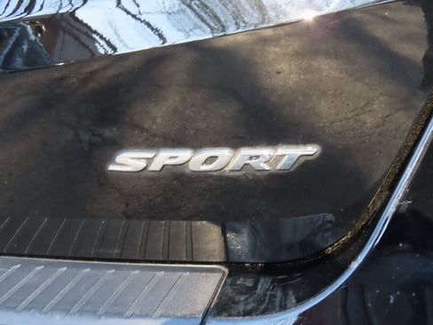 Certified 2023 Honda Odyssey Sport image 8