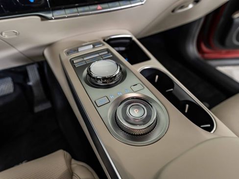 Used 2023 Genesis GV70 2.5T w/ Select Package image 25