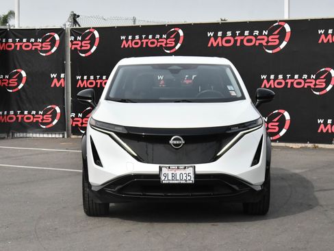 Used 2023 Nissan Ariya AWD image 2