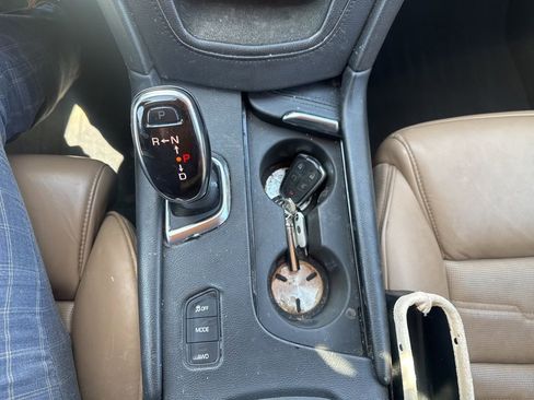 Used 2017 Cadillac XT5 Platinum image 14