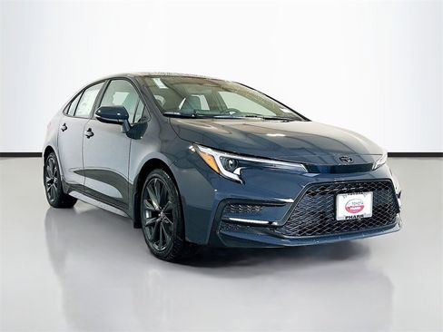 New 2026 Toyota Corolla SE image 3