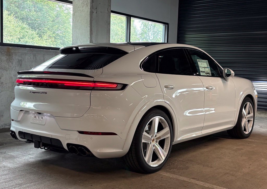 New 2026 Porsche Cayenne GTS AWD/4WD image 8