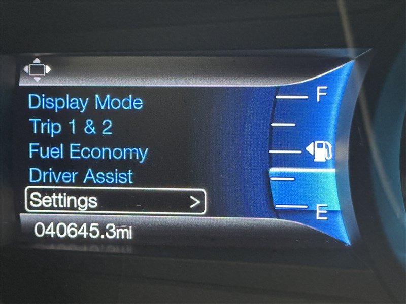 Used 2017 Ford Fusion SE w/ Equipment Group 202A AWD/4WD image 26