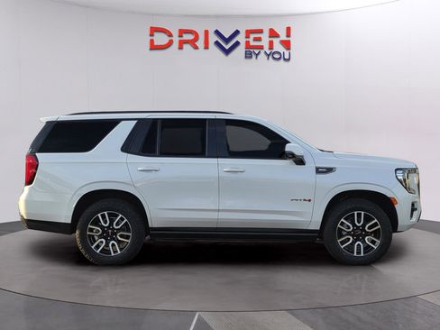 Used 2024 GMC Yukon AT4 w/ AT4 Premium Plus Package AWD/4WD image 6