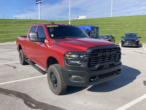 Used 2025 RAM 2500 Tradesman AWD/4WD image 1