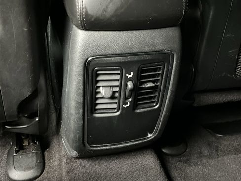 Used 2018 Dodge Durango SXT w/ Quick Order Package 2BB image 11