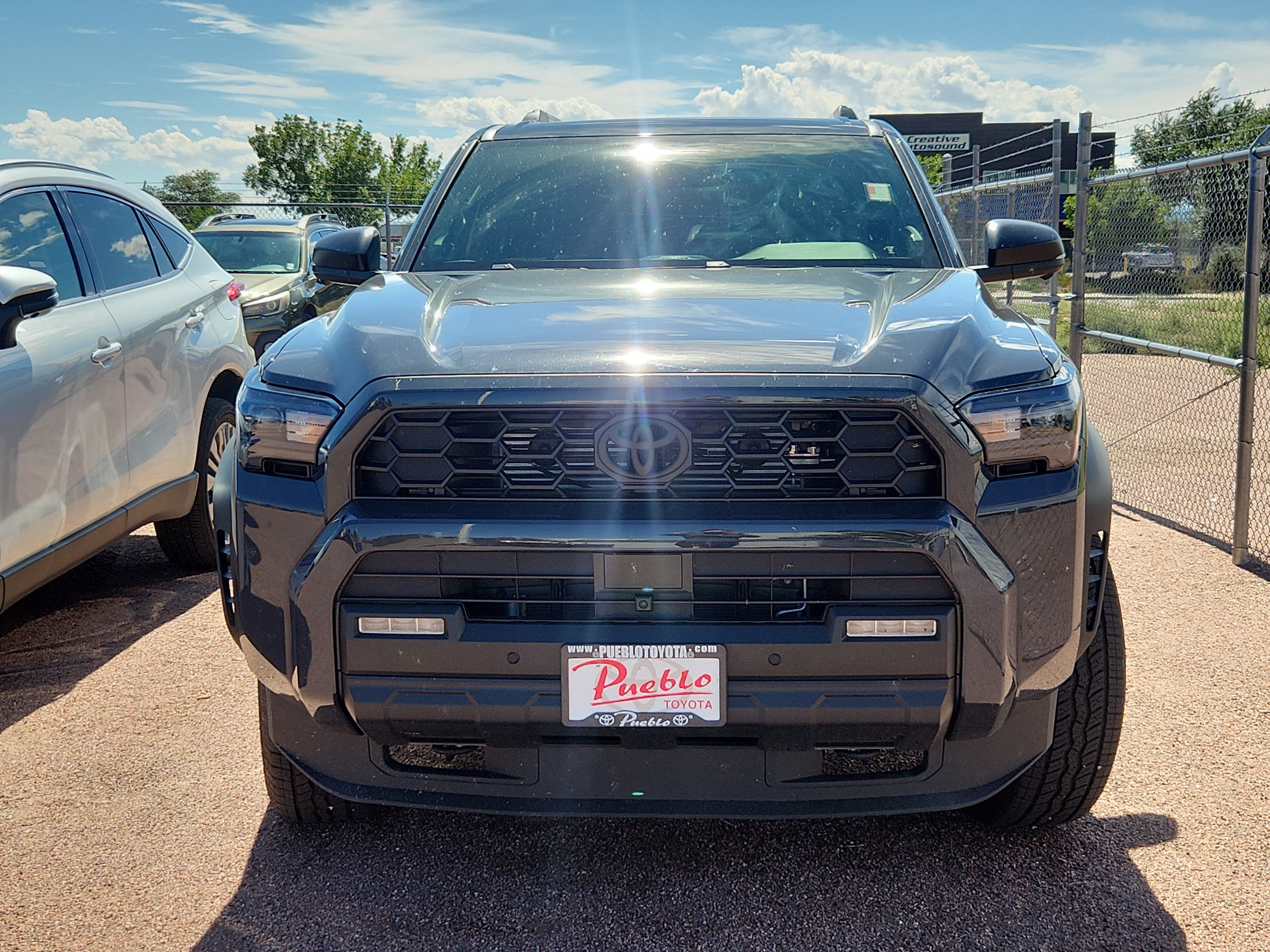 Used 2026 Toyota 4Runner TRD Off-Road Premium AWD/4WD image 2