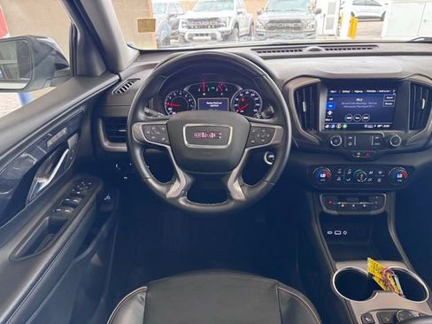 Used 2024 GMC Terrain AT4 image 15