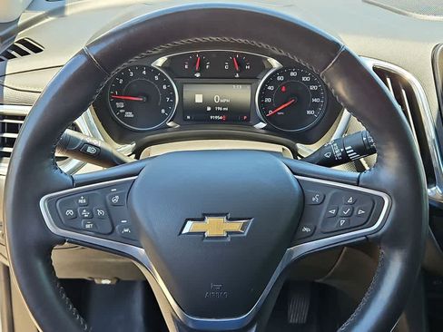 Used 2022 Chevrolet Equinox Premier FWD image 19