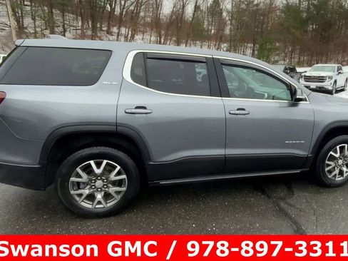 Used 2022 GMC Acadia SLE image 11