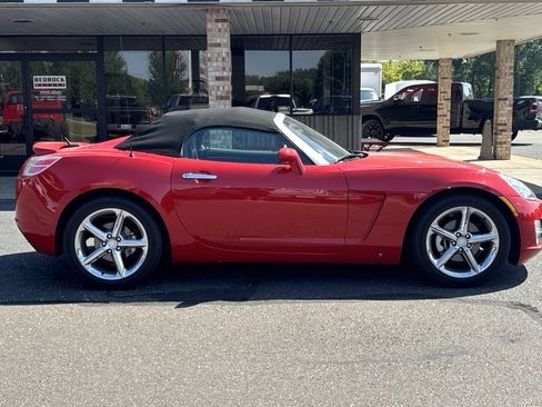 Used 2007 Saturn Sky Red Line w/ Premium Trim Pkg image 8