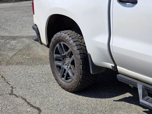 Used 2023 Chevrolet Silverado 1500 LT Trail Boss w/ Protection Package AWD/4WD image 18