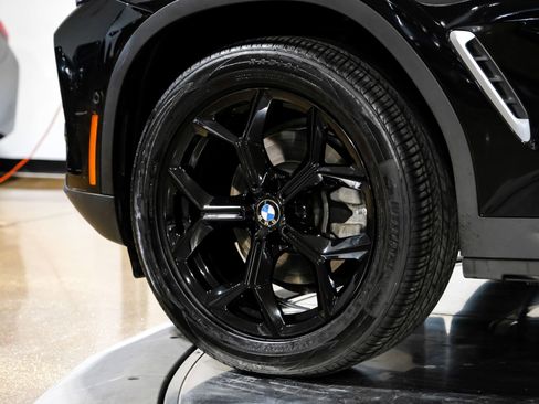 Used 2024 BMW X4 xDrive30i image 61