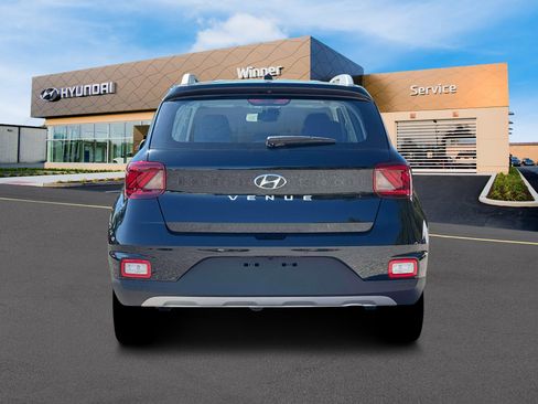 New 2026 Hyundai Venue FWD image 6