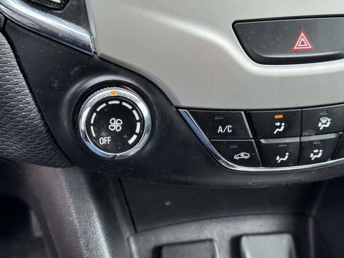 Used 2018 Chevrolet Cruze LS w/ LS Fleet Convenience Package image 25