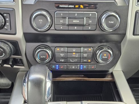 Used 2019 Ford F150 Lariat AWD/4WD image 21