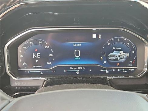 Used 2023 Chevrolet Silverado 1500 High Country w/ High Country Premium Package AWD/4WD image 14