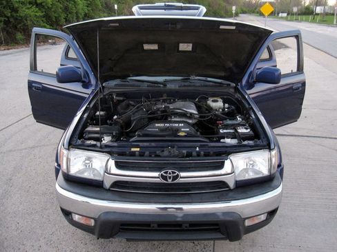 Used 2002 Toyota 4Runner SR5 image 30