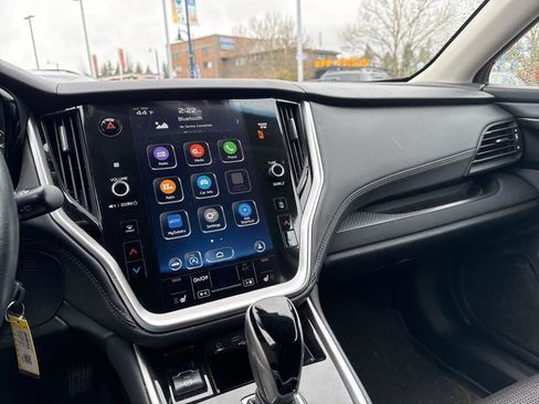 Certified 2022 Subaru Outback Premium image 8