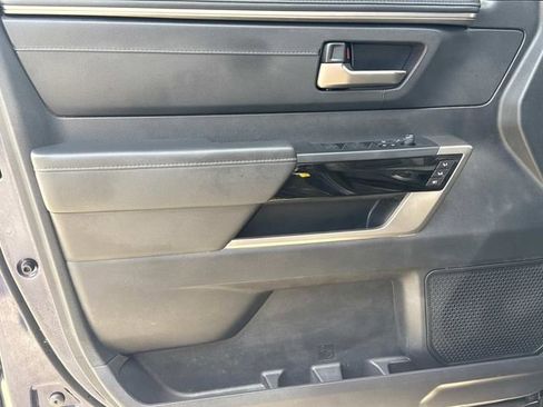 Used 2025 Toyota Tundra Limited image 27