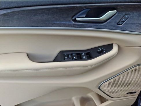 Certified 2022 Jeep Grand Cherokee Limited 4xe w/ Luxury Tech Group II AWD/4WD image 16