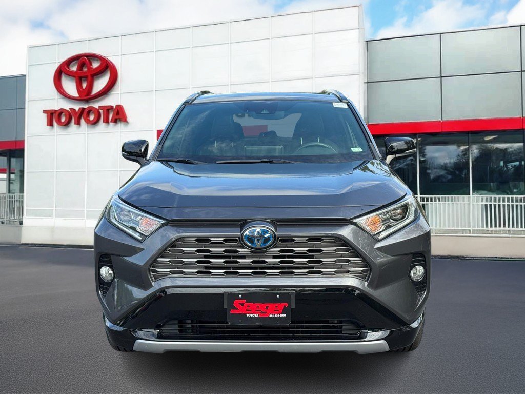 Used 2021 Toyota RAV4 XSE w/ XSE Grade Weather Package AWD/4WD image 13