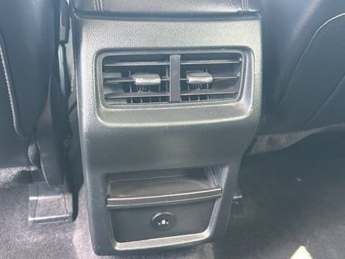 Certified 2024 Ford Edge SEL AWD/4WD image 16